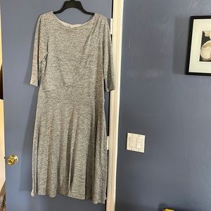 Sangria A-Line Gray Beautiful Below Knee Lined Dress 16 Good Condition 3/4 Slv